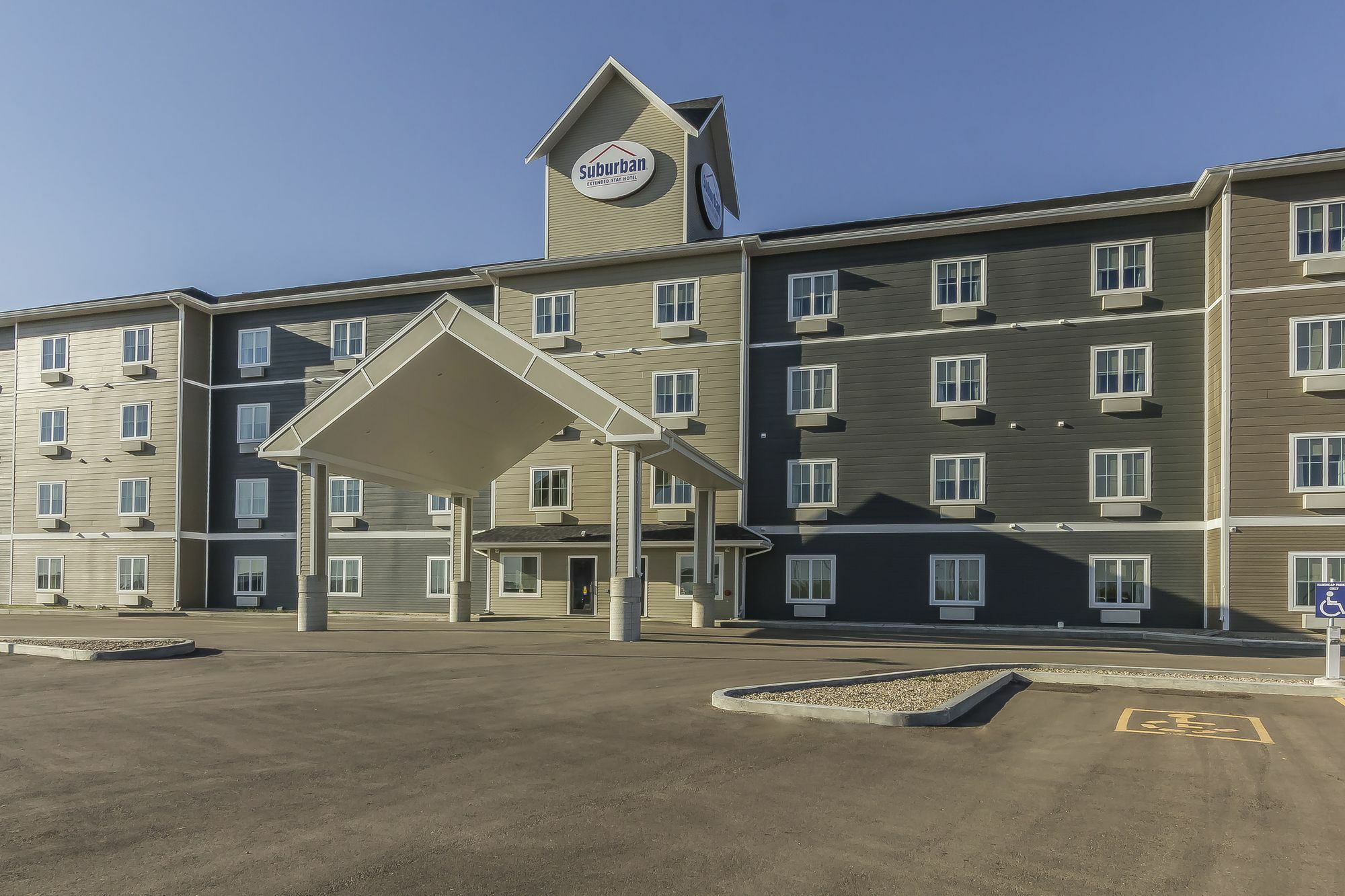 Quality Inn & Suites Moose Jaw Exterior foto